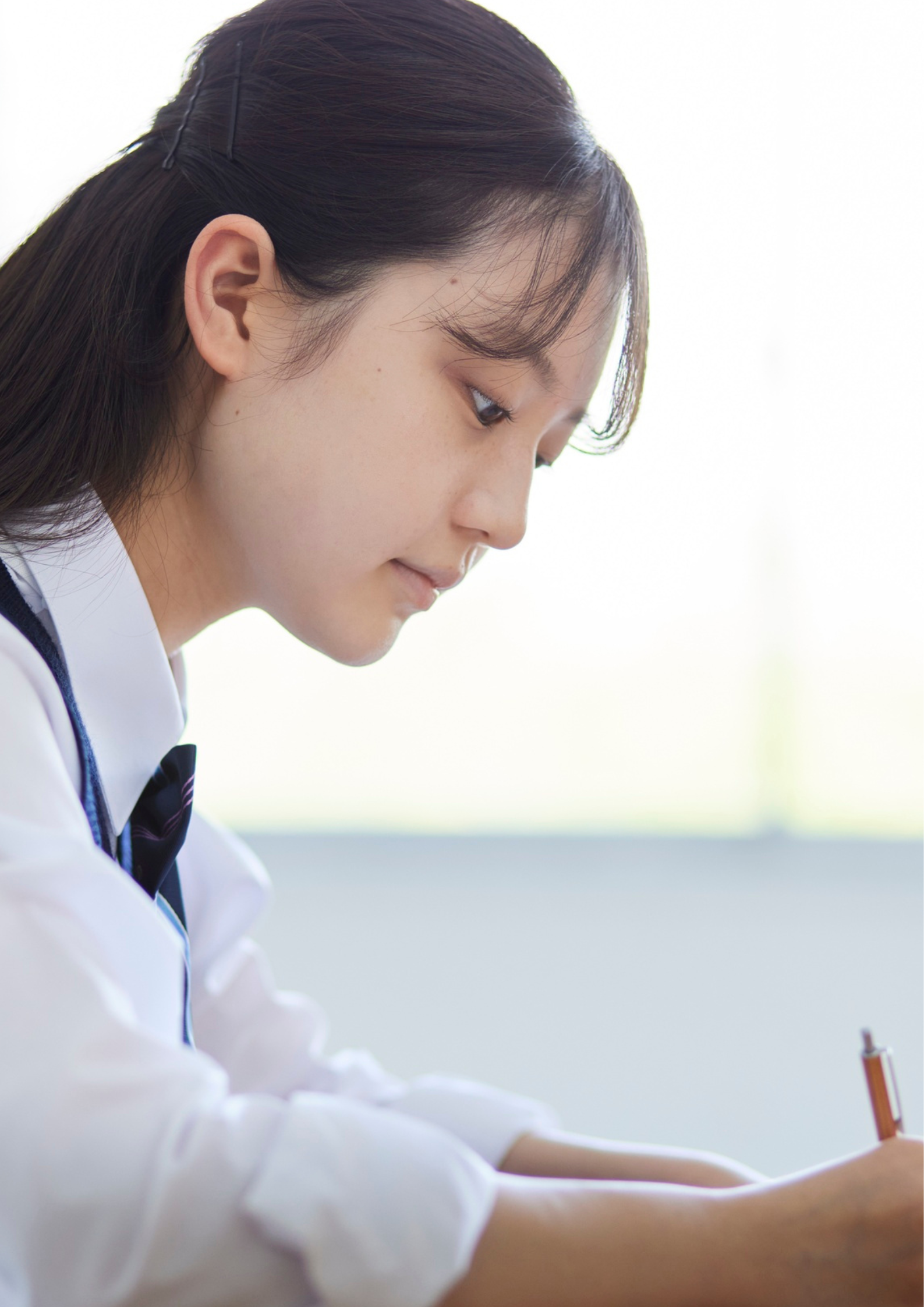 ���q���Z��